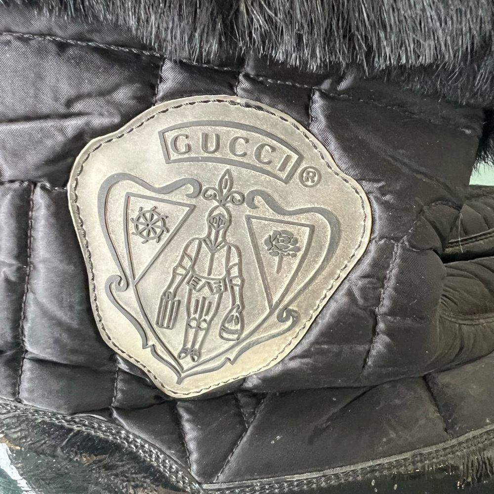 Gucci Hysteria Rabbit Fur Snow Boots - Picture 4 of 12